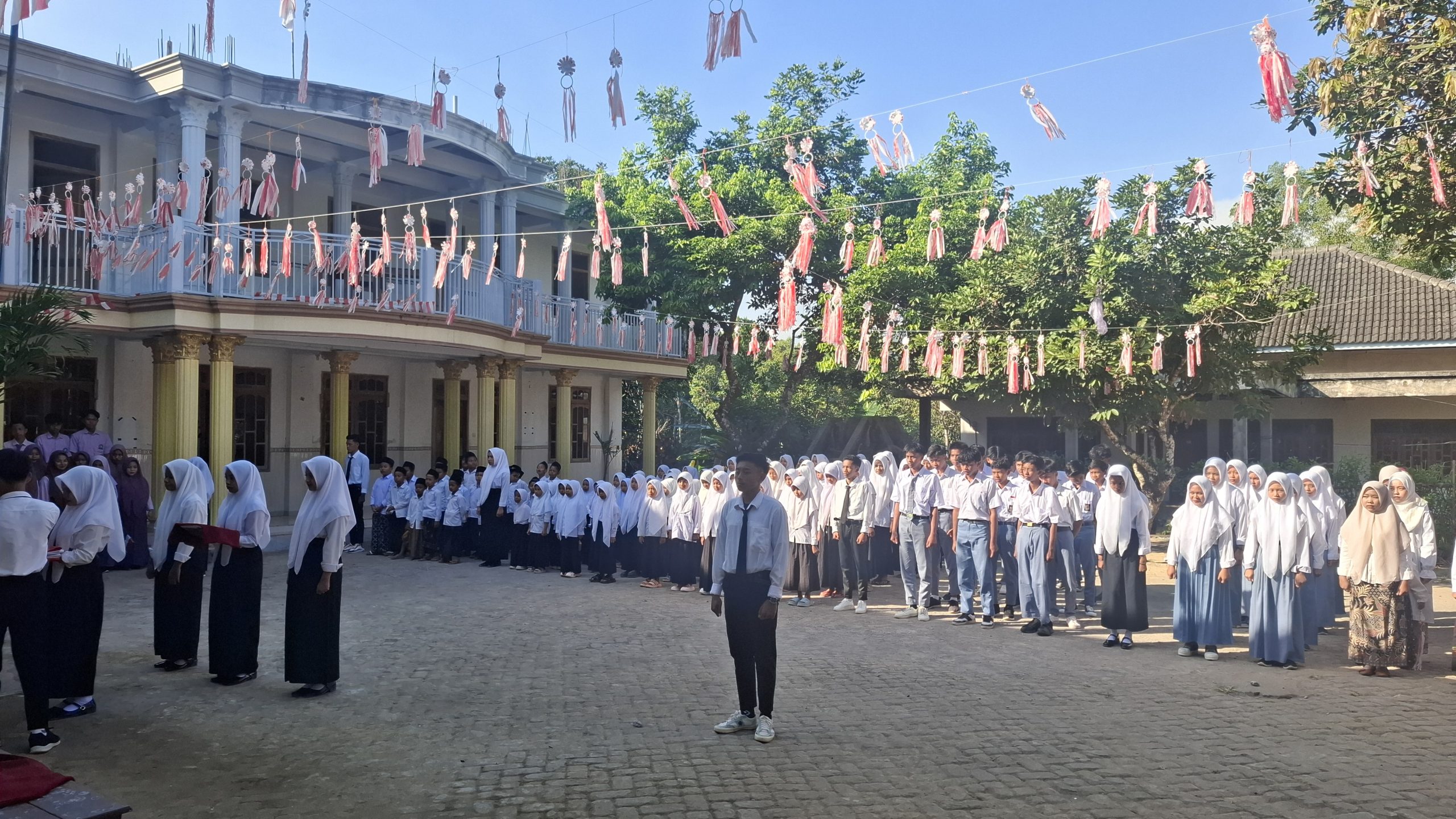 Merdeka.. Upacara 17-an SMK Tunas Bangsa